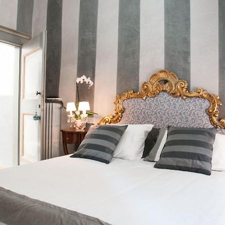 Bibi Boutique Arezzo Camere Deluxe Cartazucchero & Cioccolato Bagian luar foto